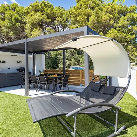 Villa Osea In With Sauna Only 1.5 Km From The *